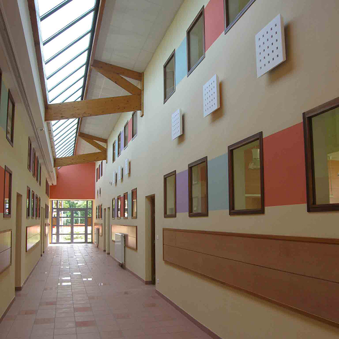 Vue intérieure de l'école - École primaire