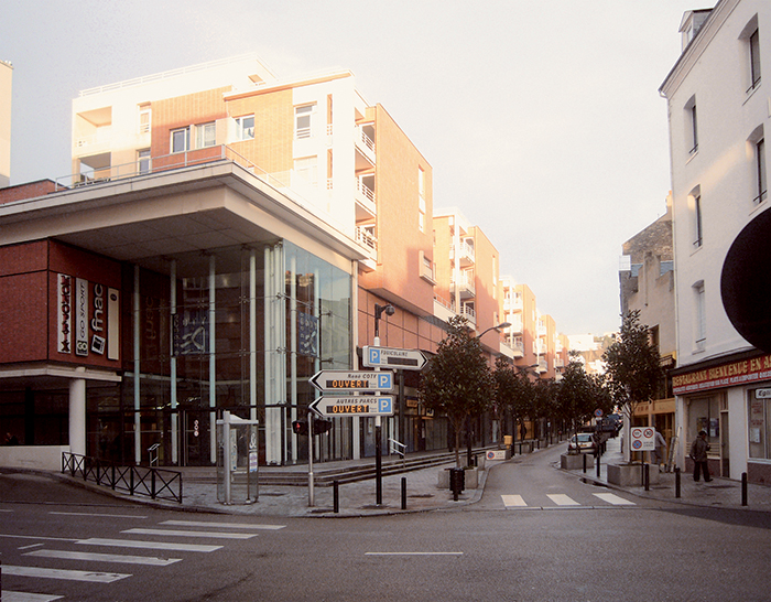 Vue des logements rue Marchal Gallieni - Résidence Coty, 89 logements collectifs