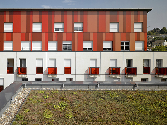 Vue depuis une toiture végétalisée - Résidence Europe, 54 logements collectifs THPE