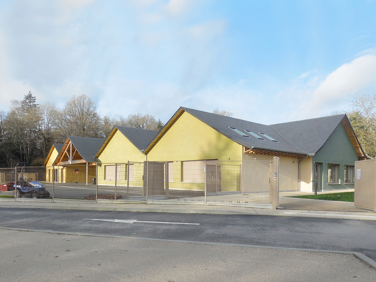 Vue principale de l'école - Réhabilitation / extension du groupe scolaire & construction d'un restaurant