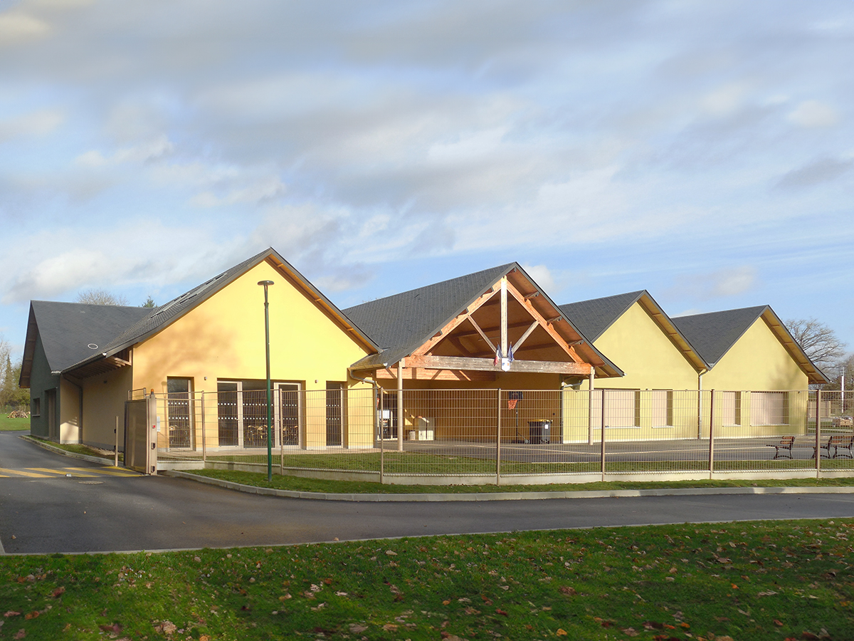 Vue principale de l'école - Réhabilitation / extension du groupe scolaire & construction d'un restaurant